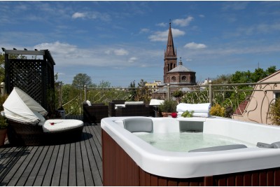 Kąpiel na dachu Hotelu Bohema dla dwóch osób